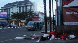 Miris Melihat Sampah di Sekeliling Pusat Pemerintahan Kota