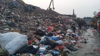 Antisipasi Longsor UPTD Pengelolaan Sampah Depok Lakukan Pembatasan Jam Operasional Pembuangan