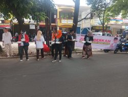 KBBI Berbagi Nasi Boks di Jumat Berkah, Sambil Sosialisasi Imam Budi Hartono