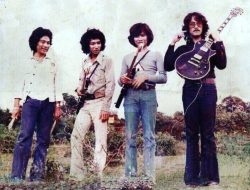 Sejarah Koes Plus: Grup Band Pelopor Musik Pop Indonesia