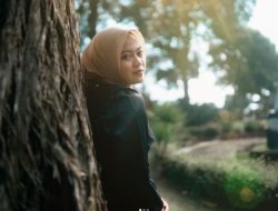 Lirik “Gara-gara Sebotol Minuman” Lagu Revina Alvira yang Lagi Viral di TikTok
