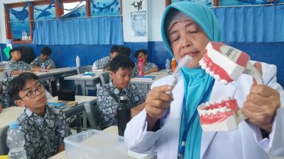 Ratusan Dokter Gigi Masuk ke Sekolah di Kota Depok