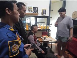 Pria Lakukan Aksi Percobaan Bunuh Diri Digagalkan Damkar Depok dan Anggota Polsek Bojongsari
